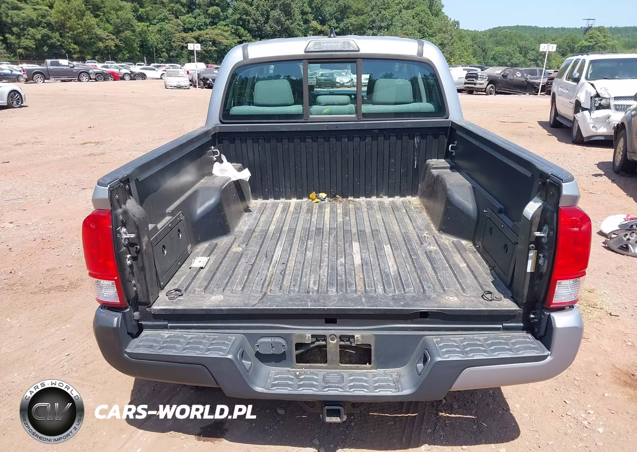 2017 Toyota Tacoma Sr V6 VIN:5TFCZ5AN7HX115482 - 16