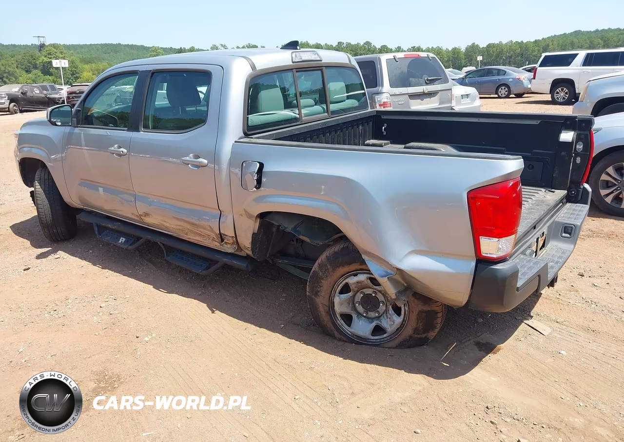 2017 Toyota Tacoma Sr V6 VIN:5TFCZ5AN7HX115482 - 3