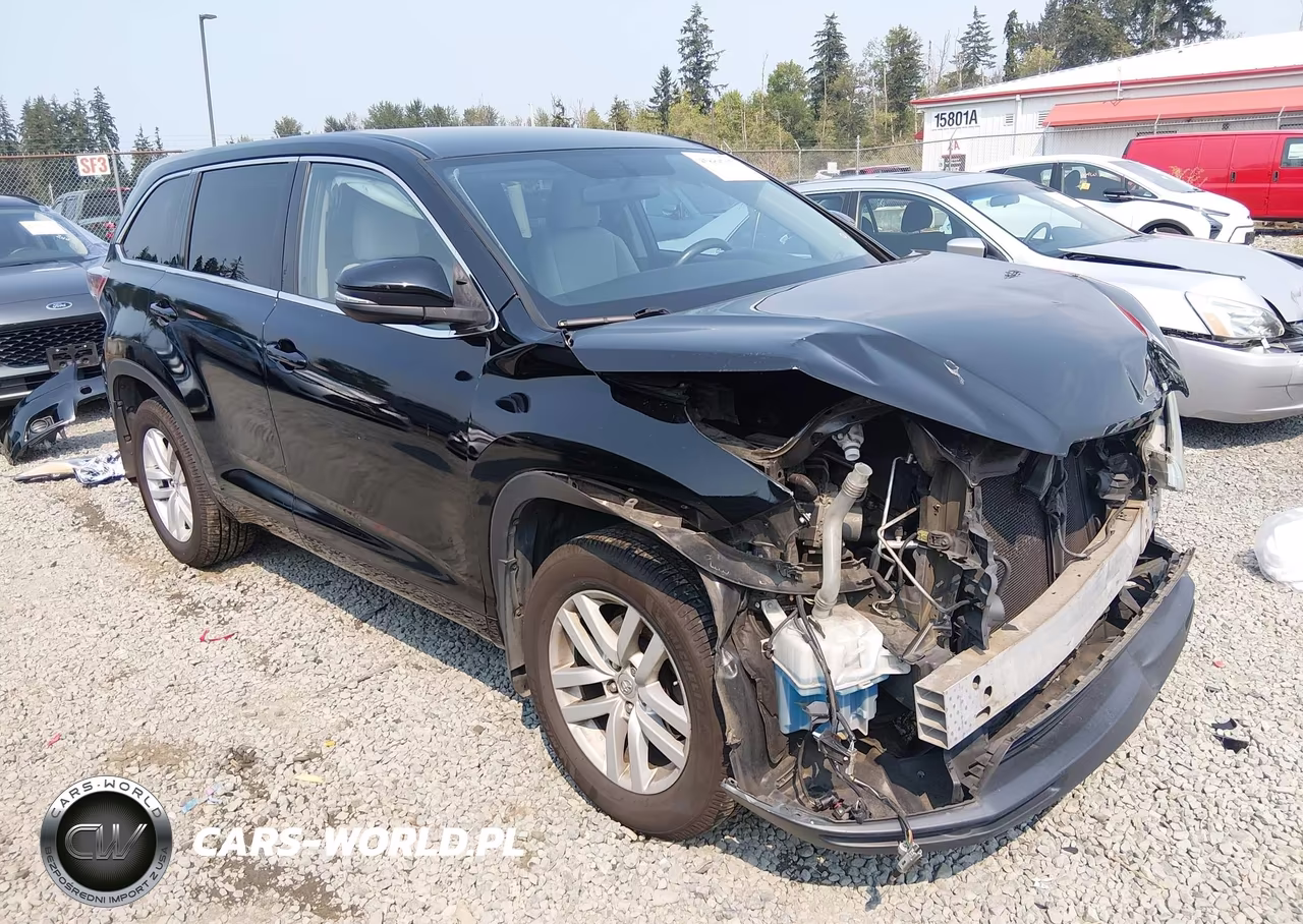 2015 Toyota Highlander Le – zdjęcie 1 z 19