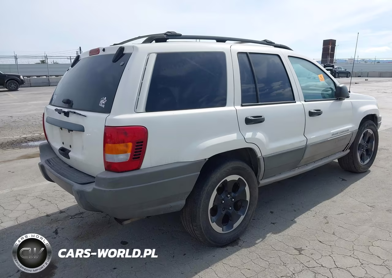 1999 Jeep Grand Cherokee Laredo VIN:1J4G258S2XC613980 - 4