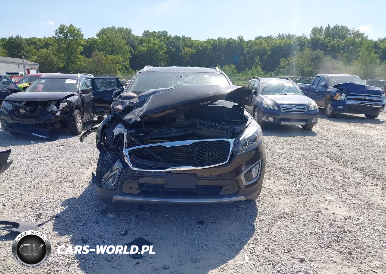 2018 Kia Sorento 2.0T Ex VIN:5XYPHDA17JG355961 - 11