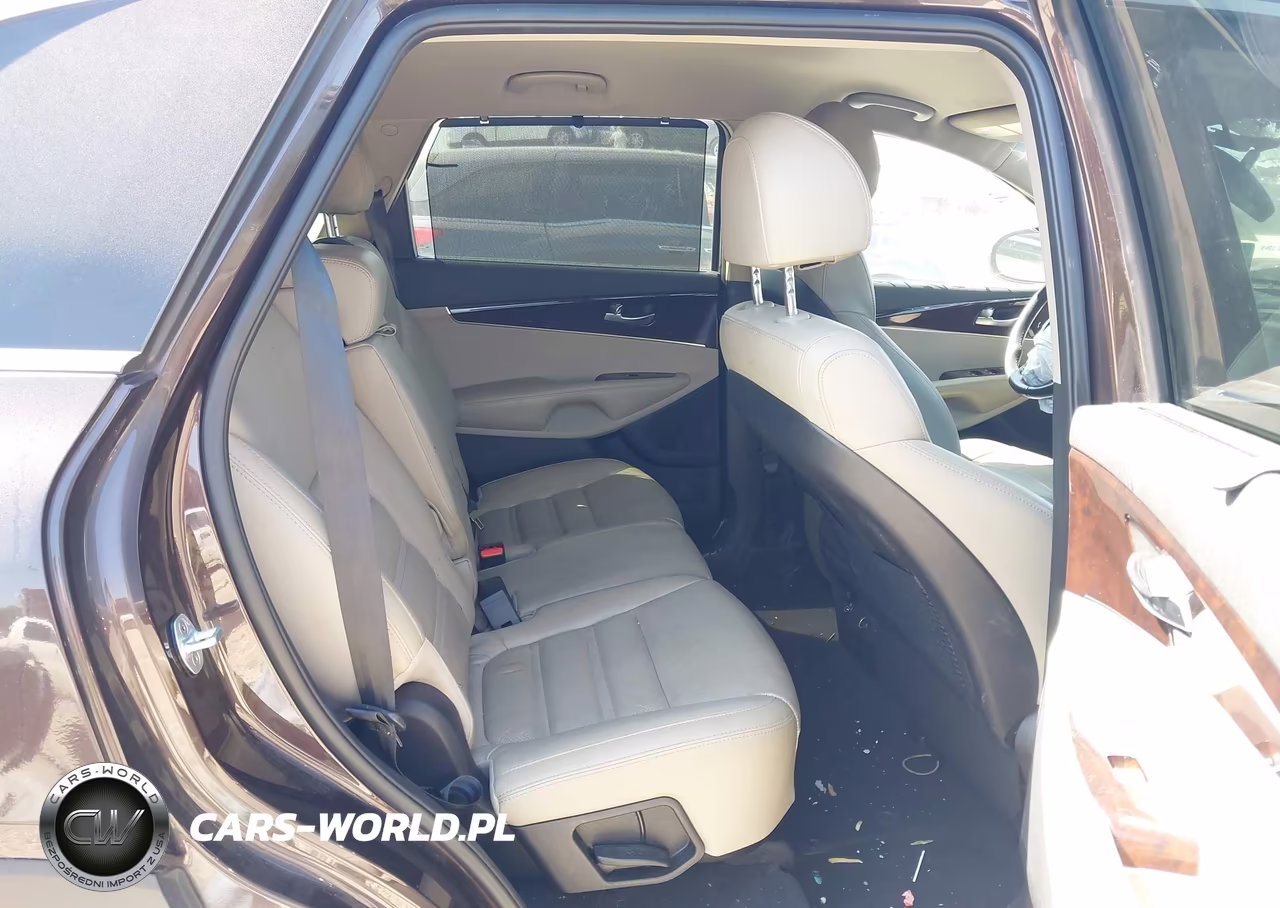 2018 Kia Sorento 2.0T Ex VIN:5XYPHDA17JG355961 - 8