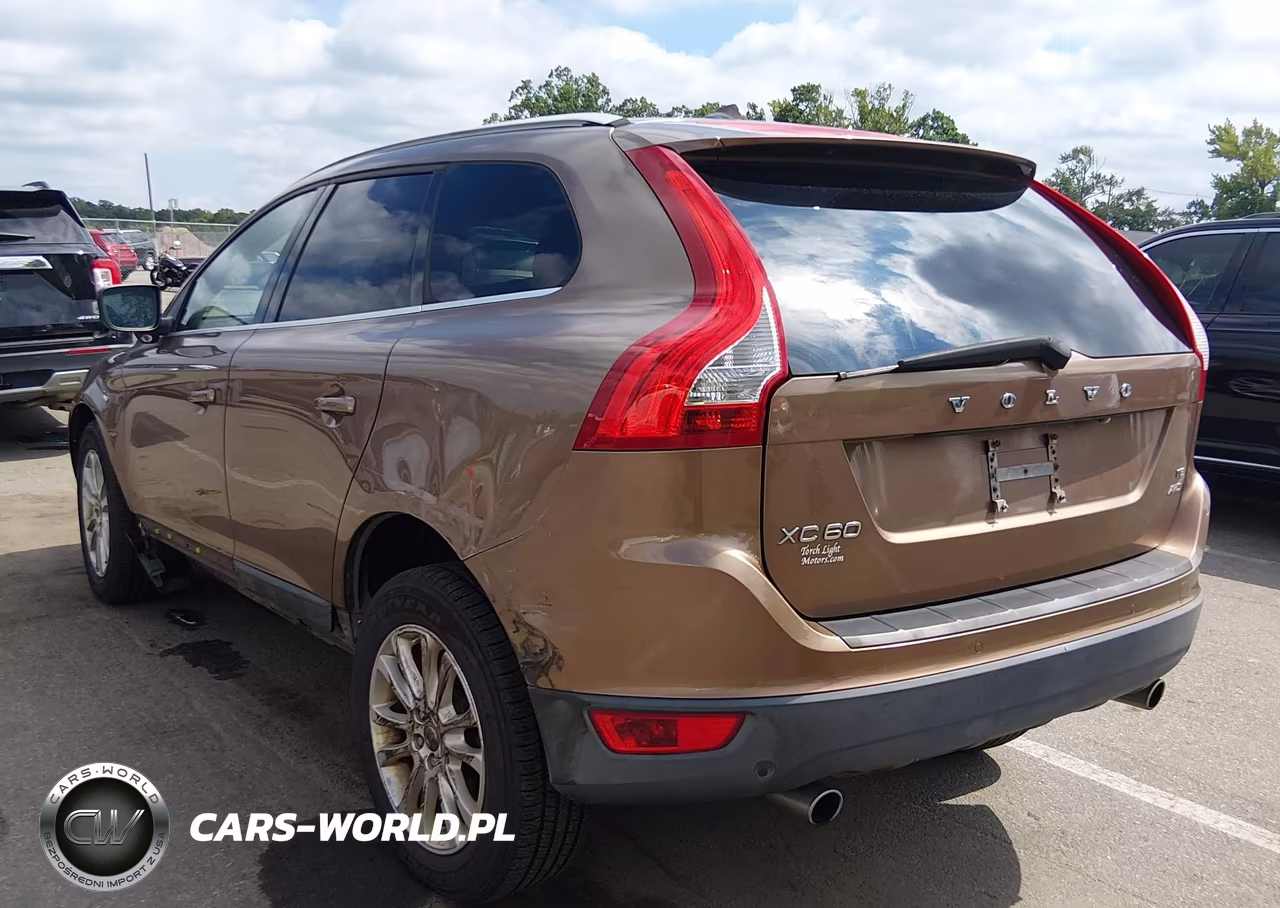 2010 Volvo Xc60 T6-T6 R-Design VIN:YV4992DZ3A2019579 - 3