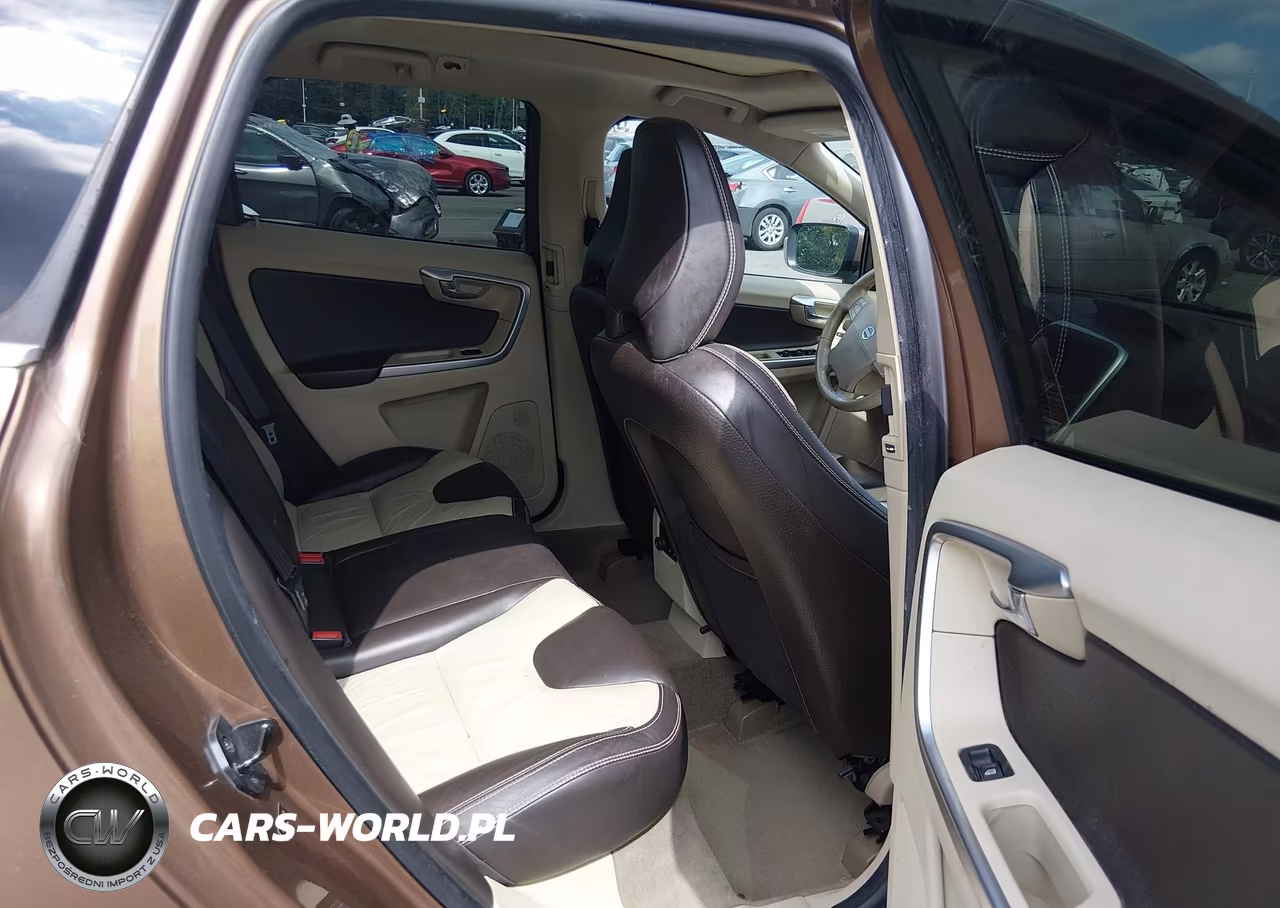 2010 Volvo Xc60 T6-T6 R-Design VIN:YV4992DZ3A2019579 - 8