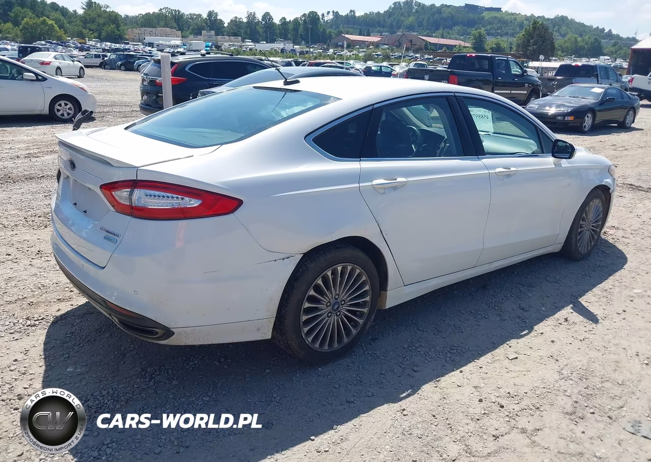 2015 Ford Fusion Titanium VIN:3FA6P0K96FR282211 - 4