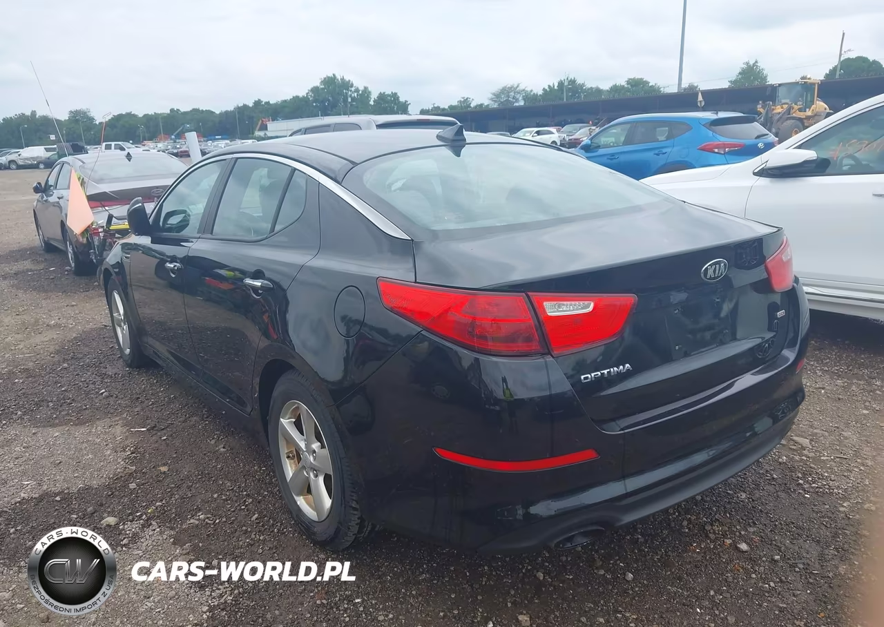 2015 Kia Optima Lx VIN:5XXGM4A77FG491762 - 3