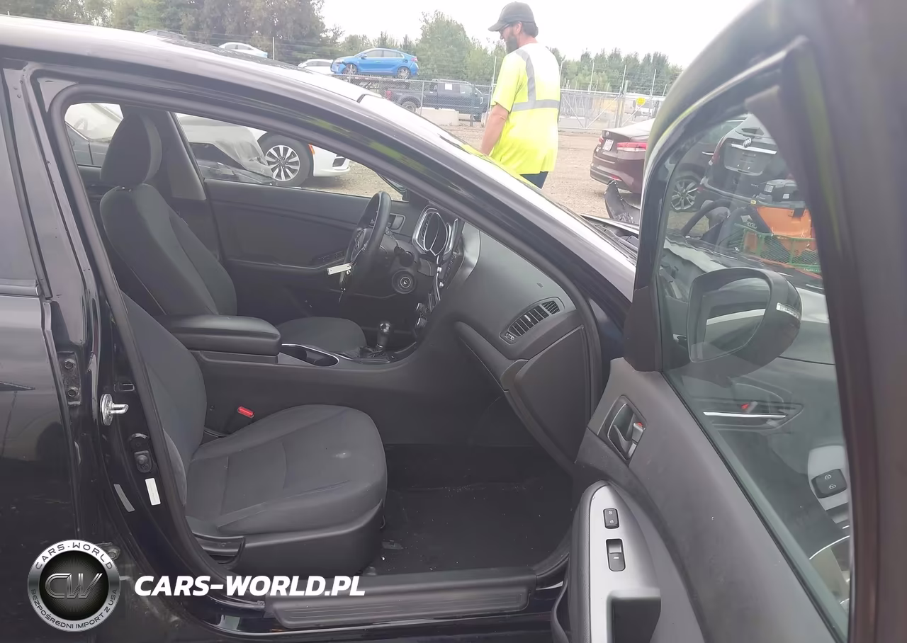 2015 Kia Optima Lx VIN:5XXGM4A77FG491762 - 5