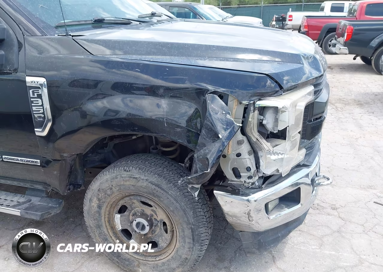 2018 Ford F-350 Xlt VIN:1FT8W3BT3JEB49436 - 17