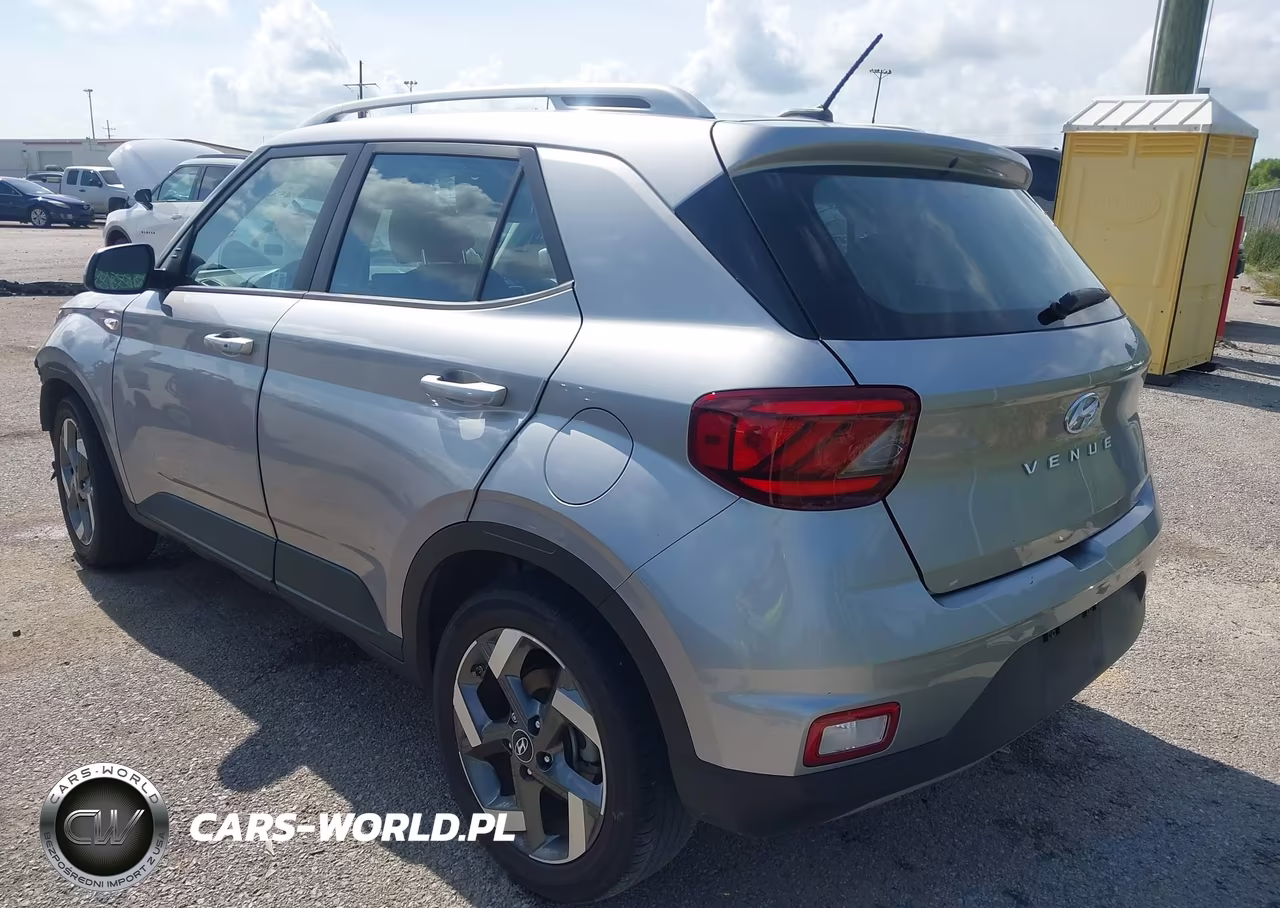 2024 Hyundai Venue Sel VIN:KMHRC8A35RU320499 - 3