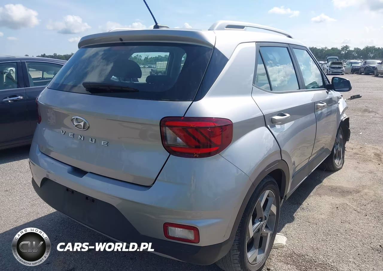2024 Hyundai Venue Sel VIN:KMHRC8A35RU320499 - 4