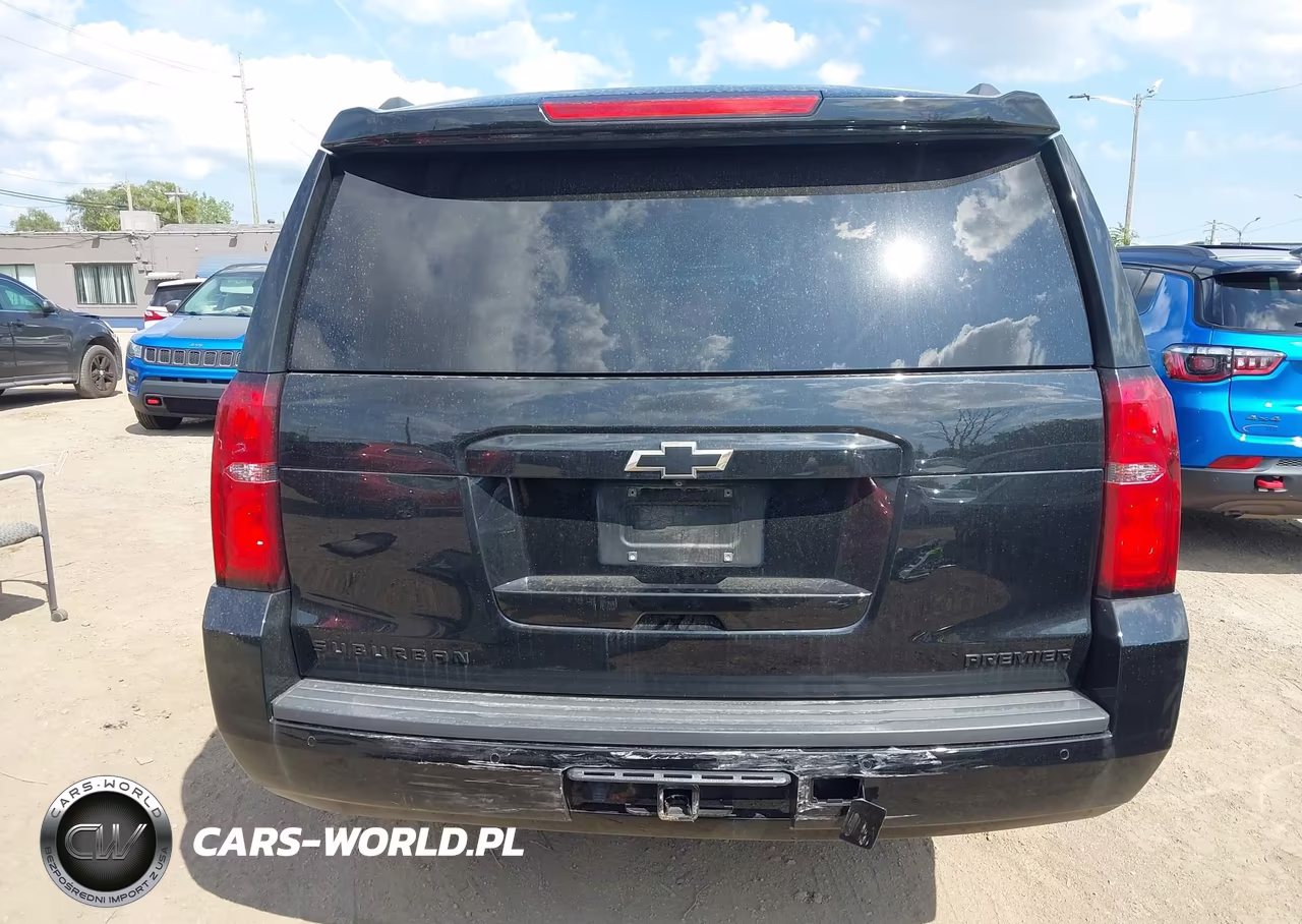 2019 Chevrolet Suburban Premier VIN:1GNSKJKJ2KR184846 - 17
