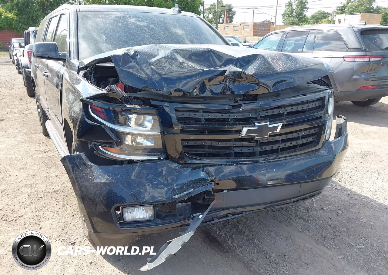 2019 Chevrolet Suburban Premier VIN:1GNSKJKJ2KR184846 - 6
