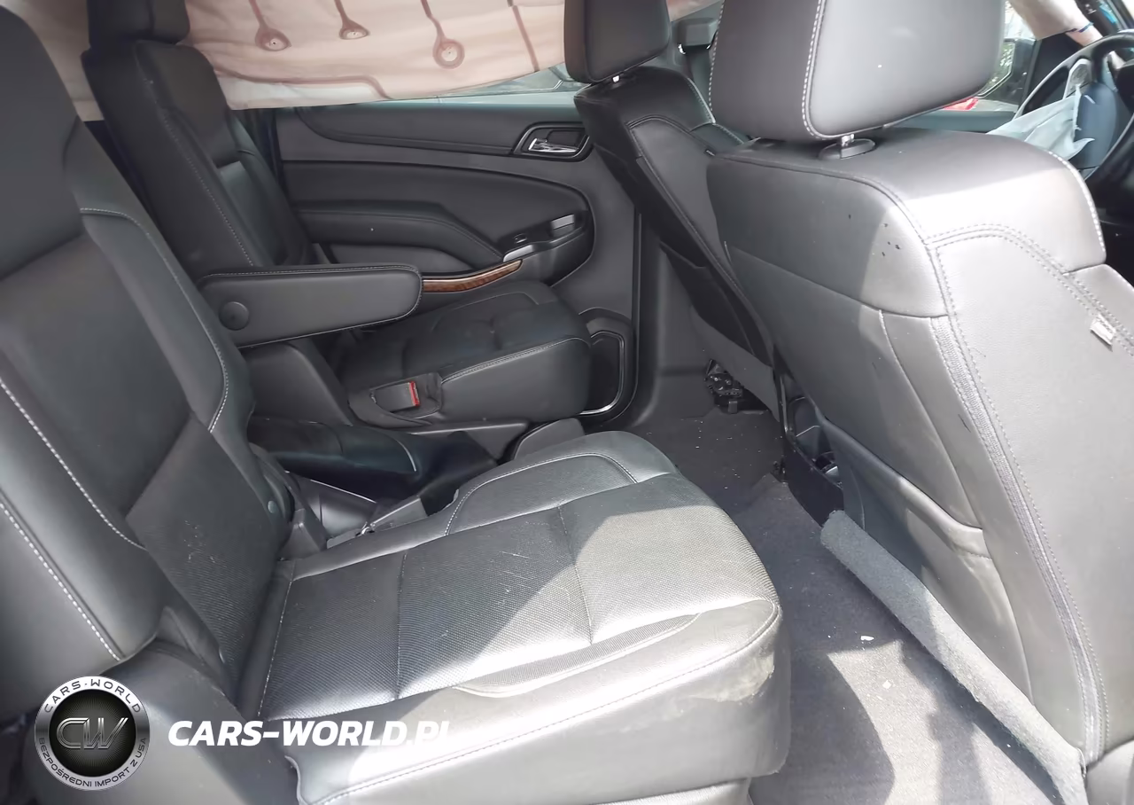 2019 Chevrolet Suburban Premier VIN:1GNSKJKJ2KR184846 - 8