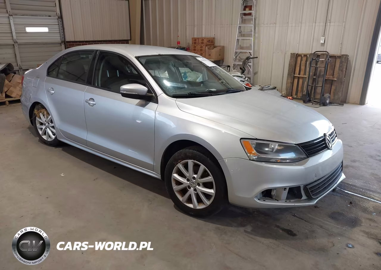 2011 Volkswagen Jetta 2.5L Se VIN:3VWDX7AJ0BM330330 - 1