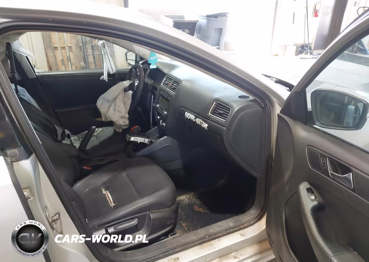 2011 Volkswagen Jetta 2.5L Se VIN:3VWDX7AJ0BM330330 - 5