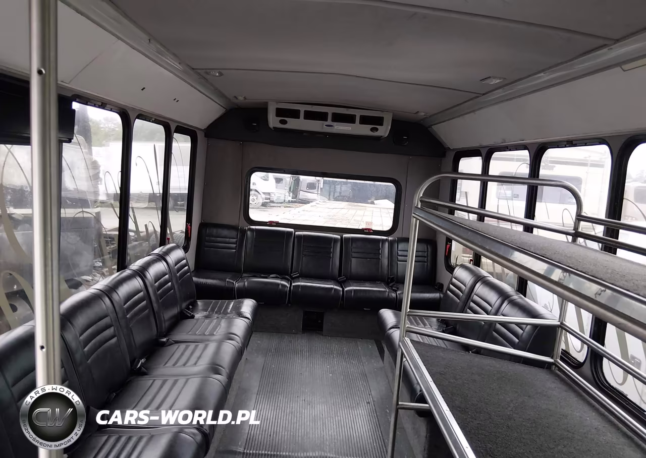 2011 Ford E-350 Cutaway VIN:1FDEE3FS4BDB36494 - 7
