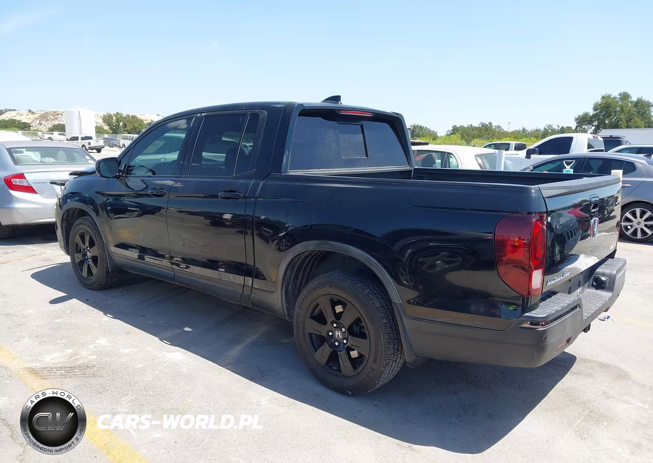 2017 Honda Ridgeline Black Edition VIN:5FPYK3F85HB005226 - 3