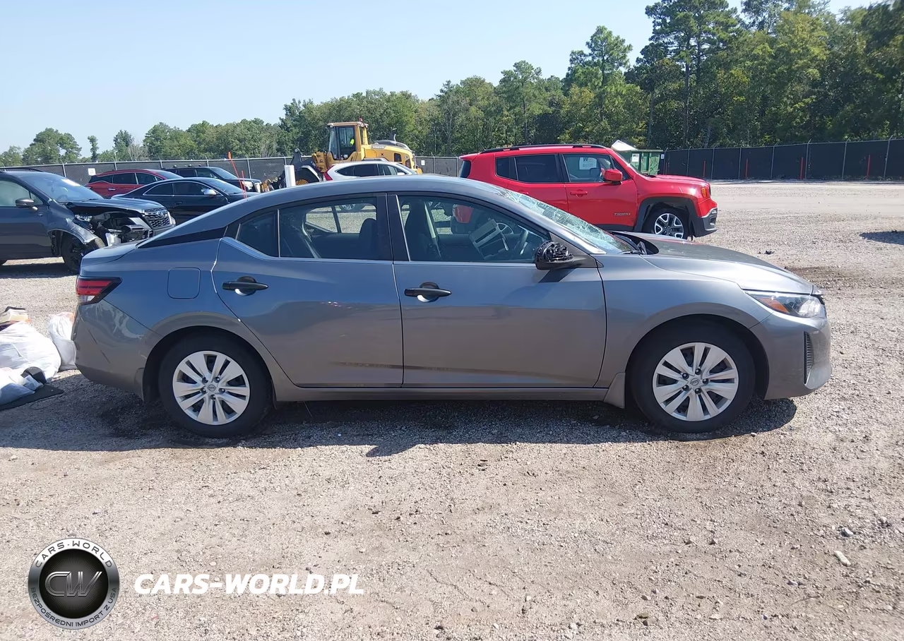 2025 Nissan Sentra S VIN:3N1AB8BV7SY204182 - 13