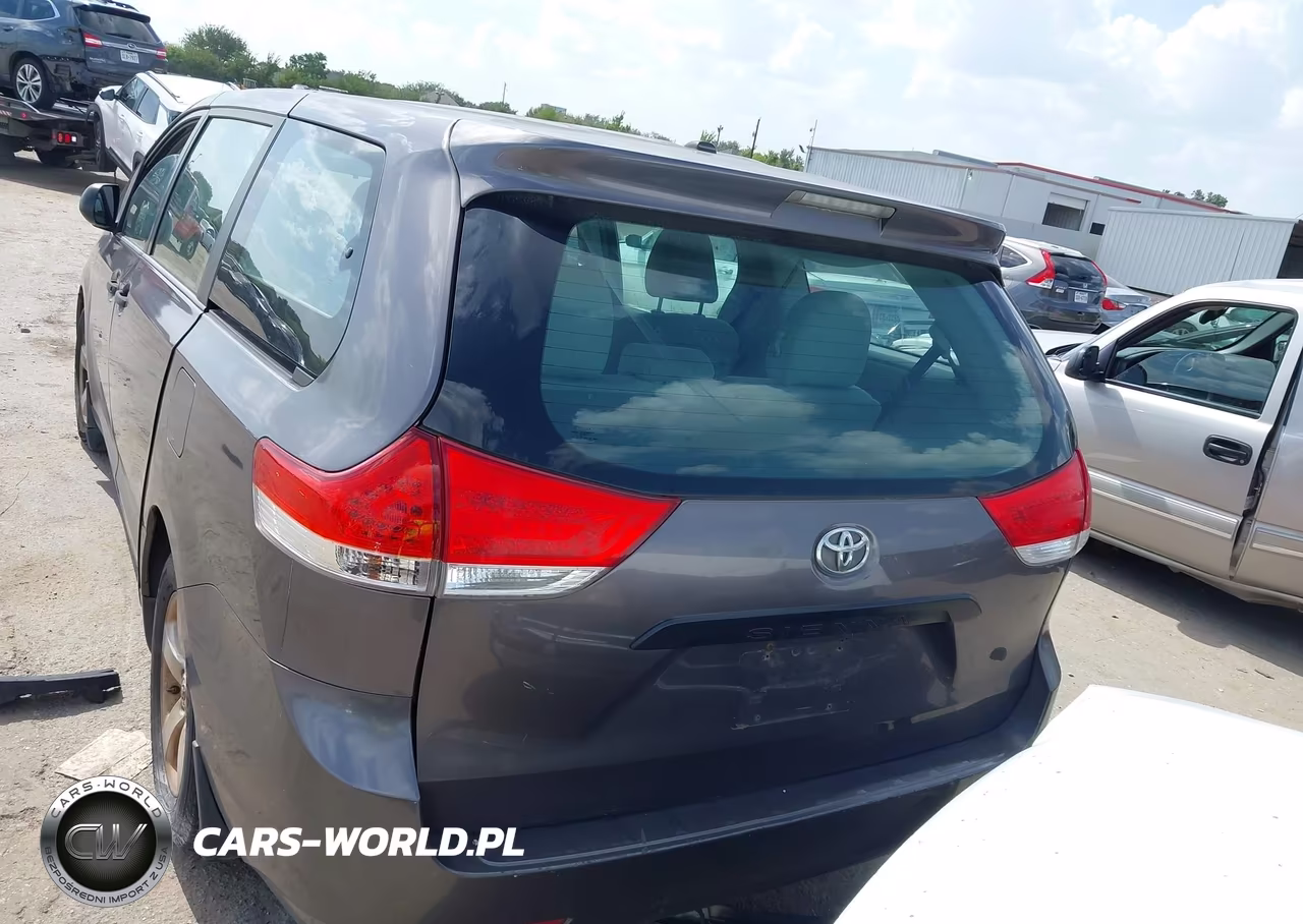 2013 Toyota Sienna L V6 7 Passenger VIN:5TDZK3DC1DS296852 - 16