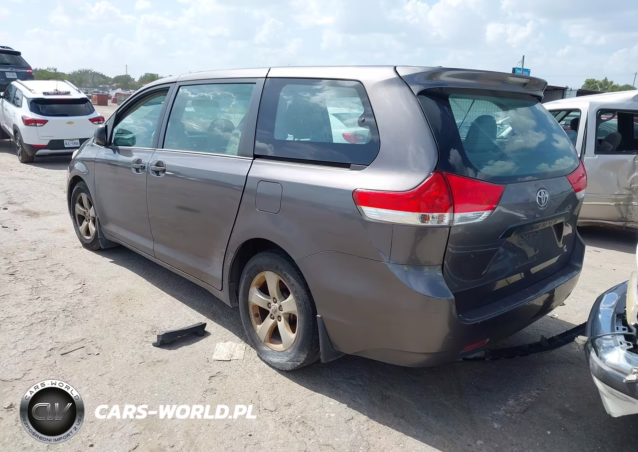2013 Toyota Sienna L V6 7 Passenger VIN:5TDZK3DC1DS296852 - 3