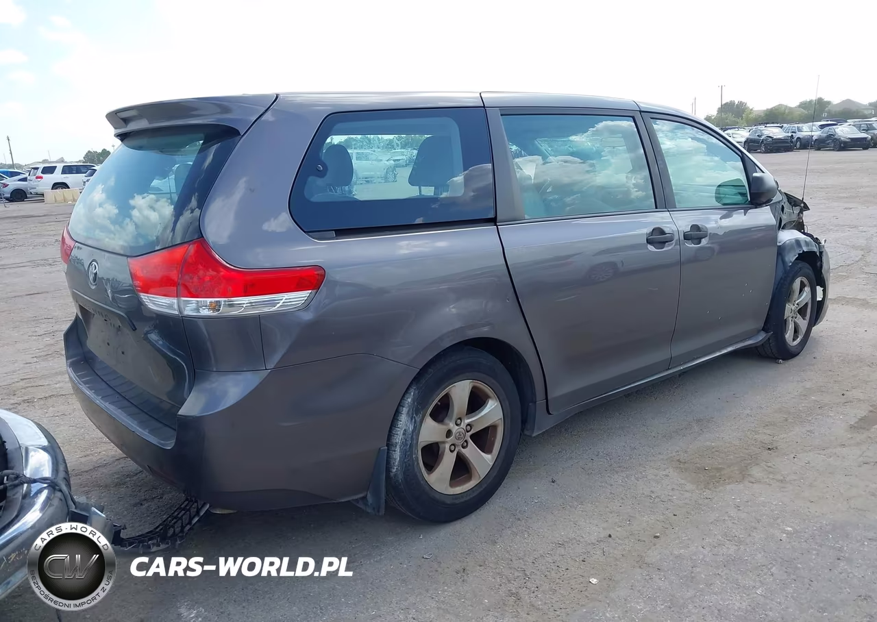 2013 Toyota Sienna L V6 7 Passenger VIN:5TDZK3DC1DS296852 - 4