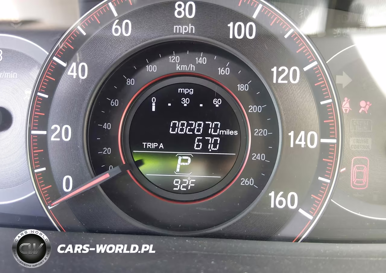 2017 Honda Accord Sport VIN:1HGCR2F50HA158606 - 16