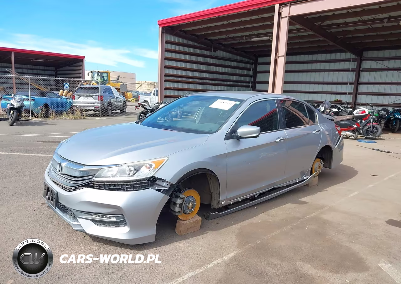 2017 Honda Accord Sport VIN:1HGCR2F50HA158606 - 18