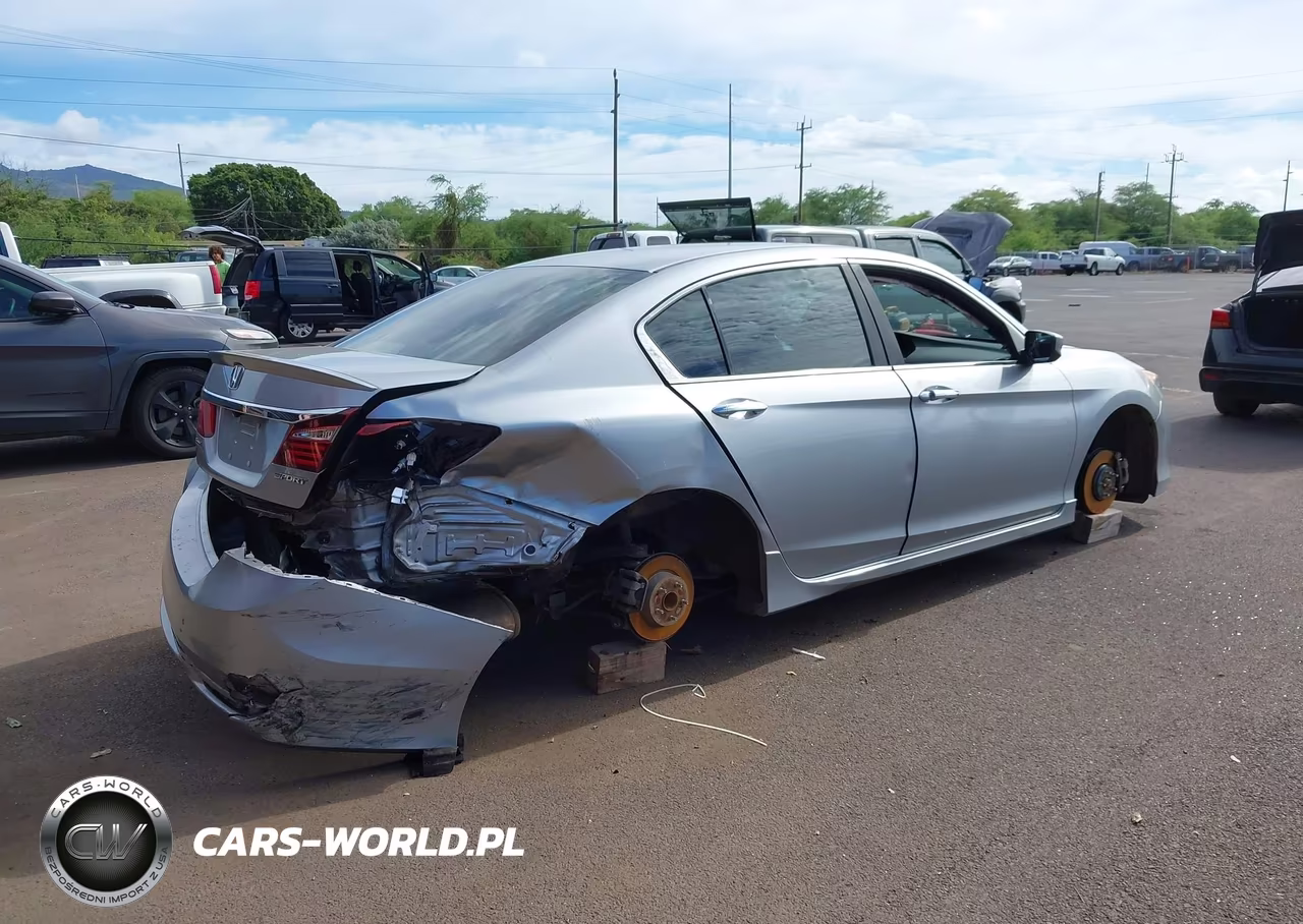 2017 Honda Accord Sport VIN:1HGCR2F50HA158606 - 4