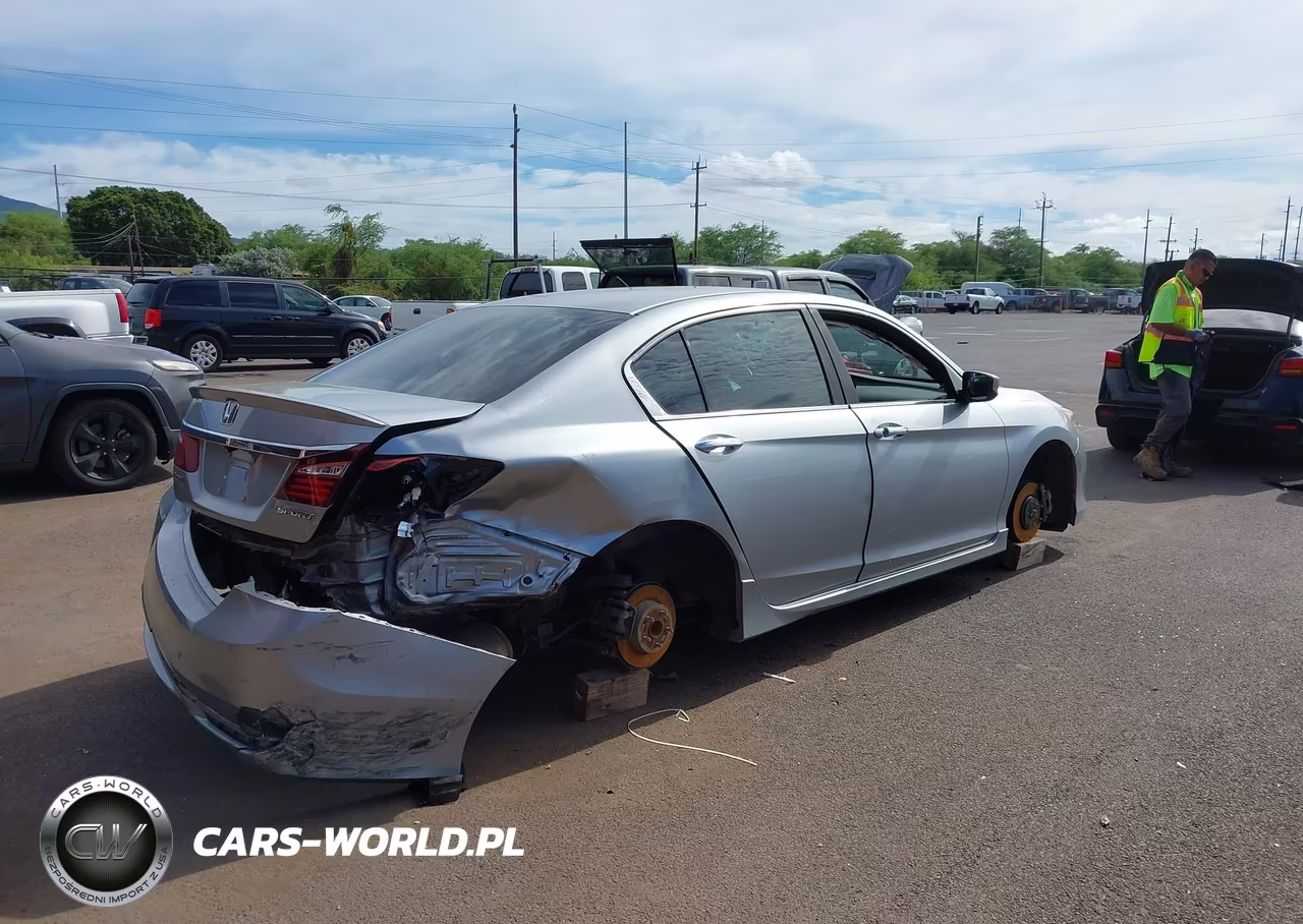 2017 Honda Accord Sport VIN:1HGCR2F50HA158606 - 6