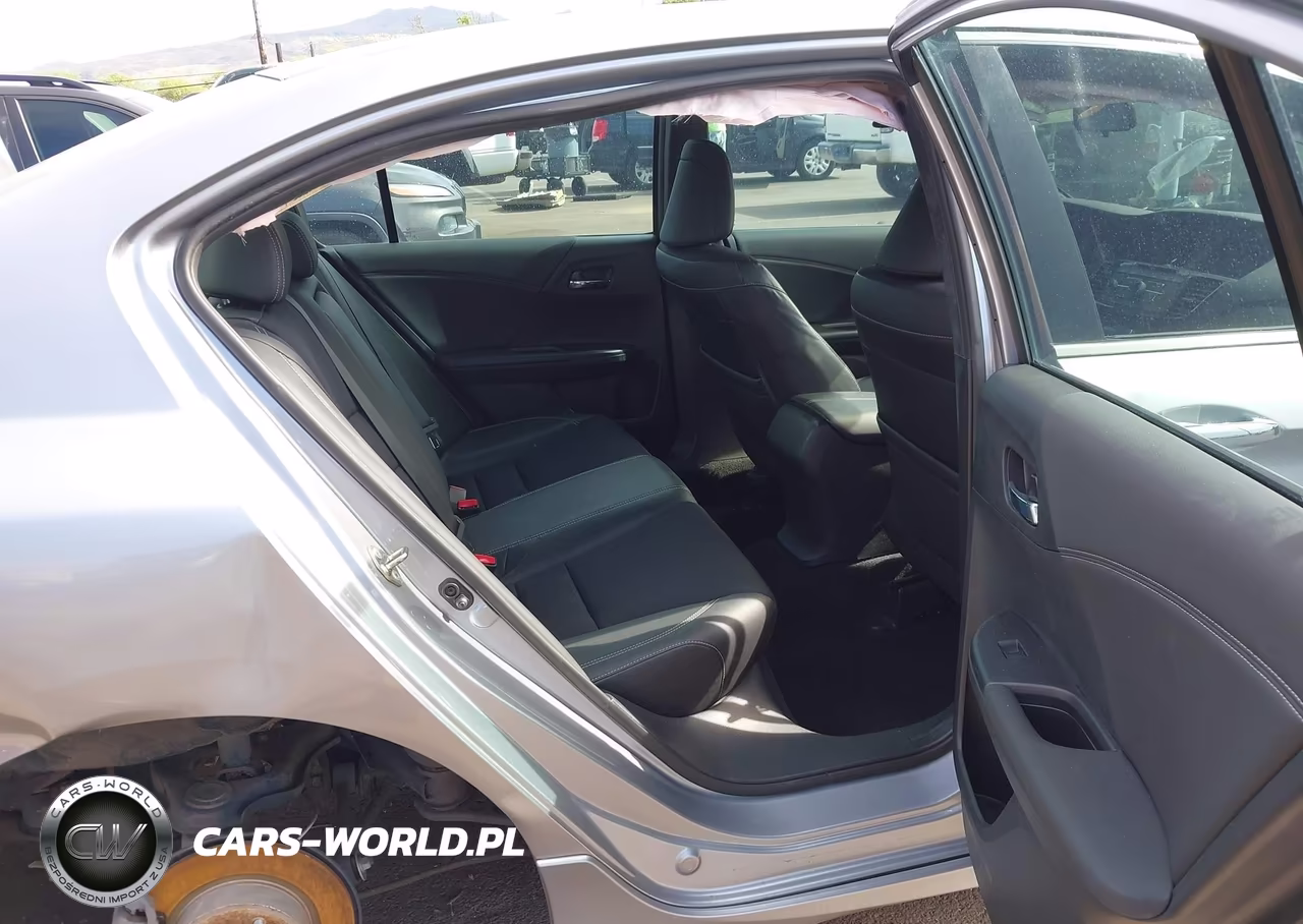 2017 Honda Accord Sport VIN:1HGCR2F50HA158606 - 8