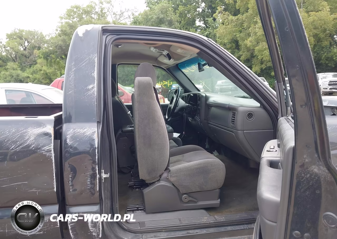 2005 Chevrolet Silverado 1500 Ls VIN:1GCEC14T95Z332108 - 5
