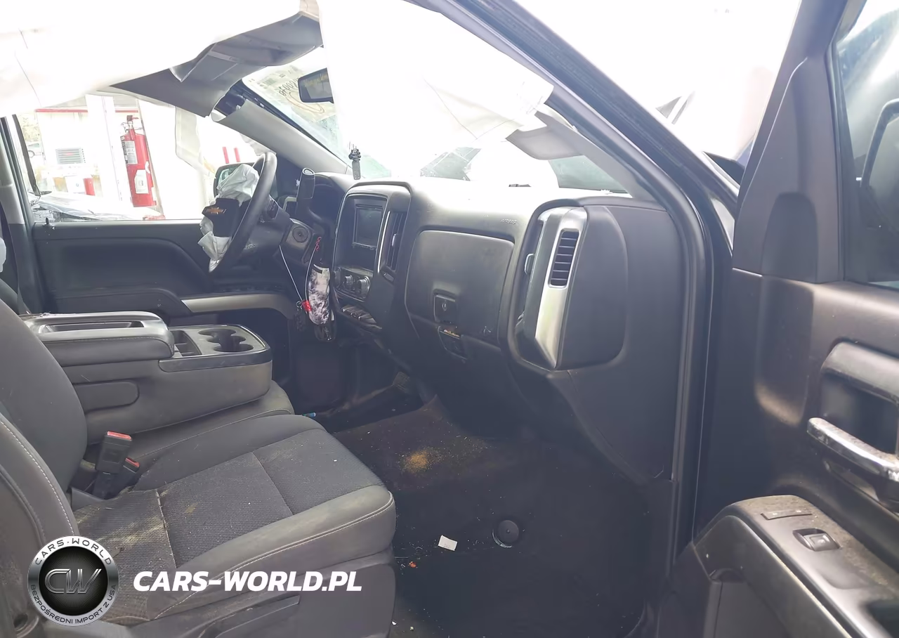2018 Chevrolet Silverado 1500 1Lt VIN:2GCRCREC3J1101562 - 5