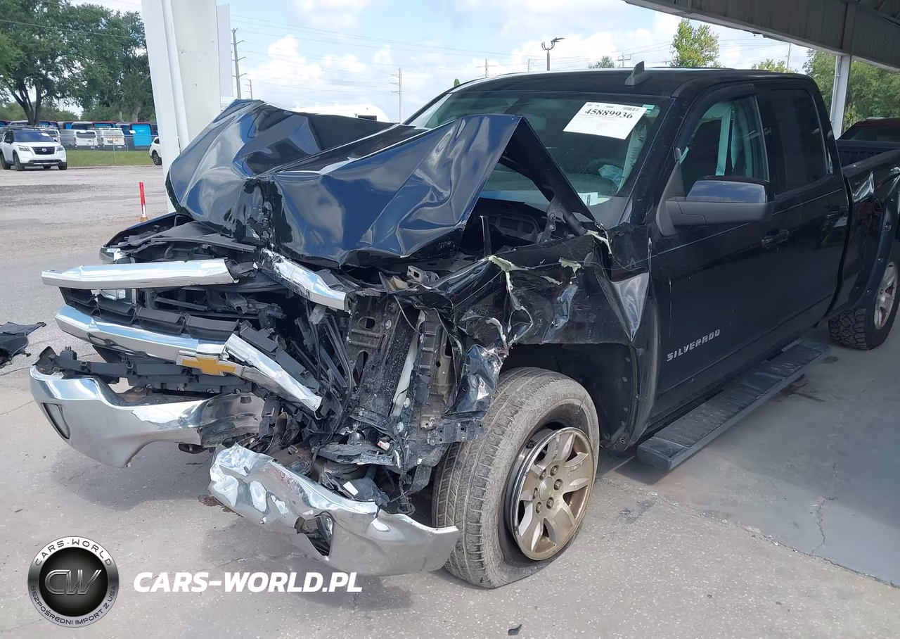 2018 Chevrolet Silverado 1500 1Lt VIN:2GCRCREC3J1101562 - 6