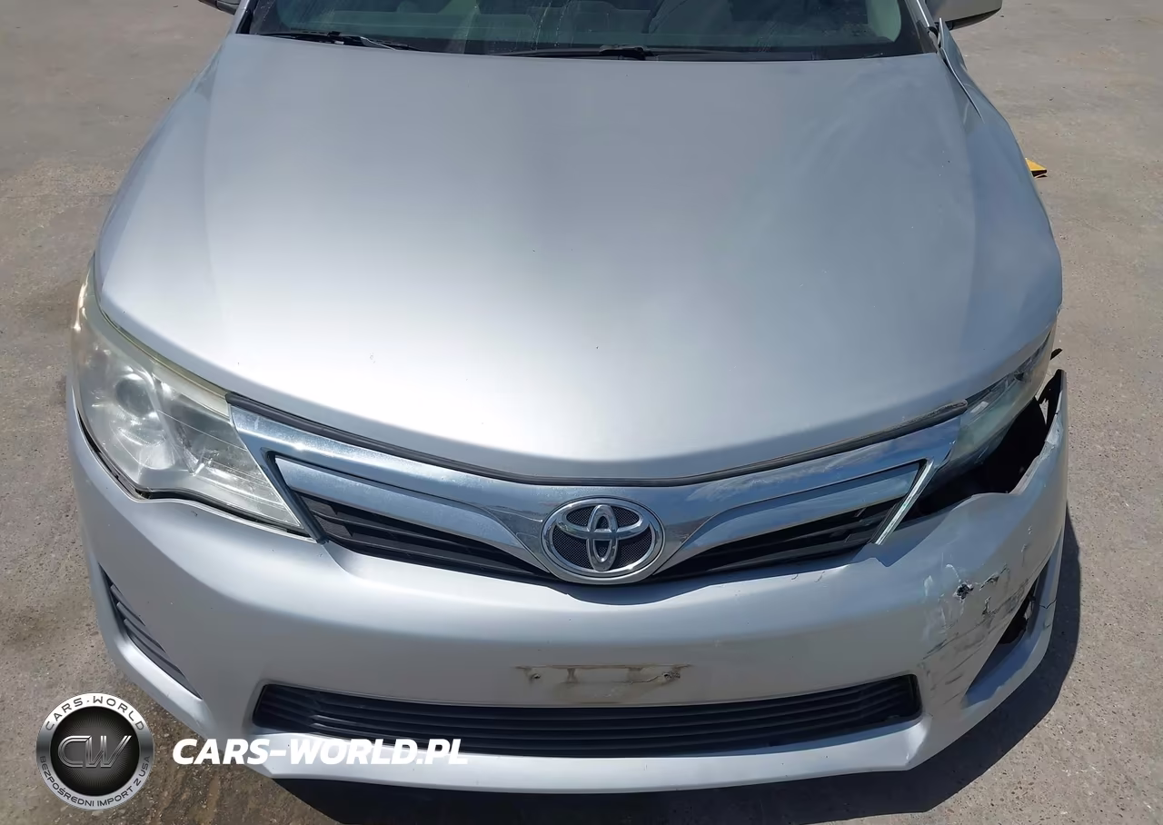 2014 Toyota Camry Le VIN:4T4BF1FK6ER380551 - 18