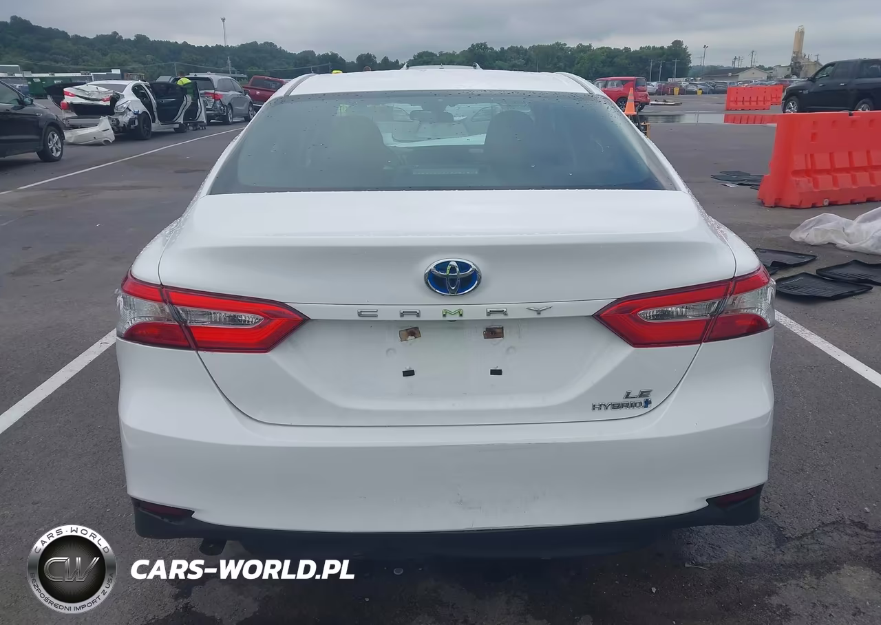 2018 Toyota Camry Hybrid Le VIN:4T1B31HK6JU506384 - 16