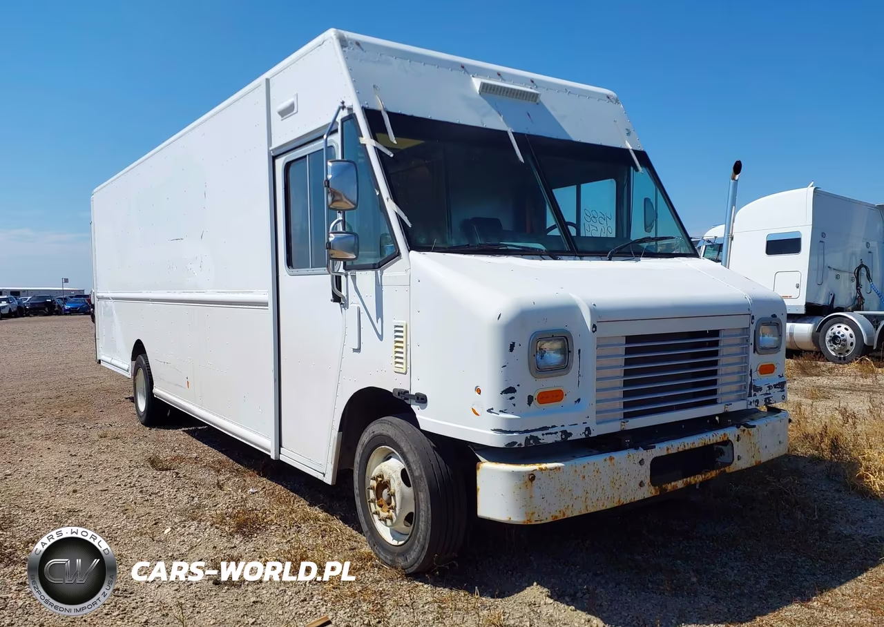 2017 Ford F-59 Commercial Stripped – zdjęcie 1 z 15