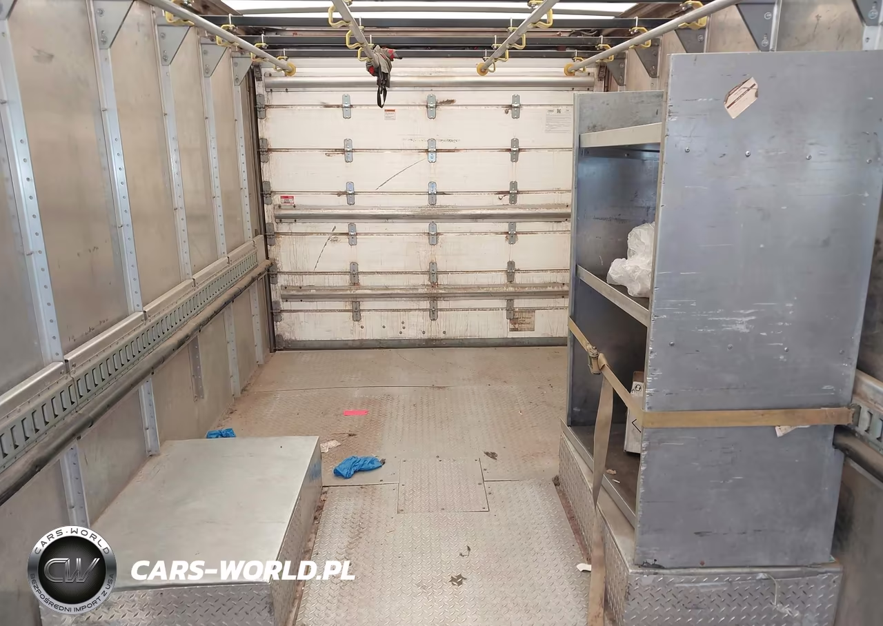 2017 Ford F-59 Commercial Stripped VIN:1F66F5KY2H0A14778 - 6
