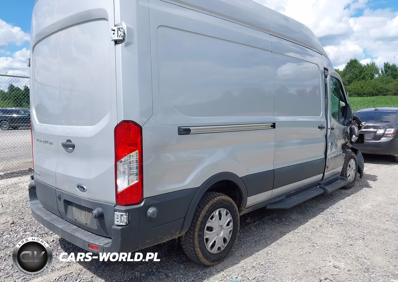 2016 Ford Transit-250 VIN:1FTYR2XG4GKA66749 - 4