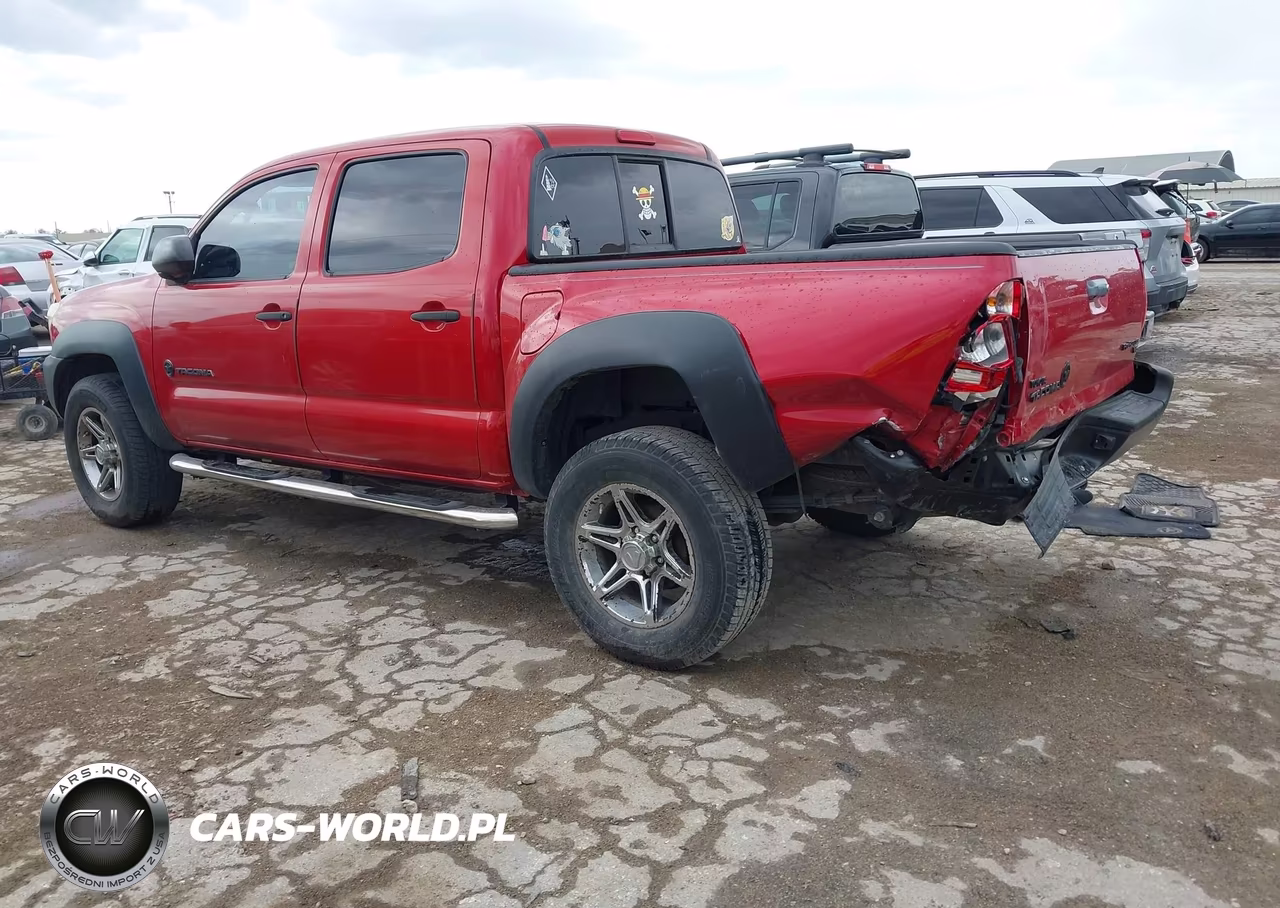 2014 Toyota Tacoma Prerunner V6 VIN:3TMJU4GN9EM158746 - 3