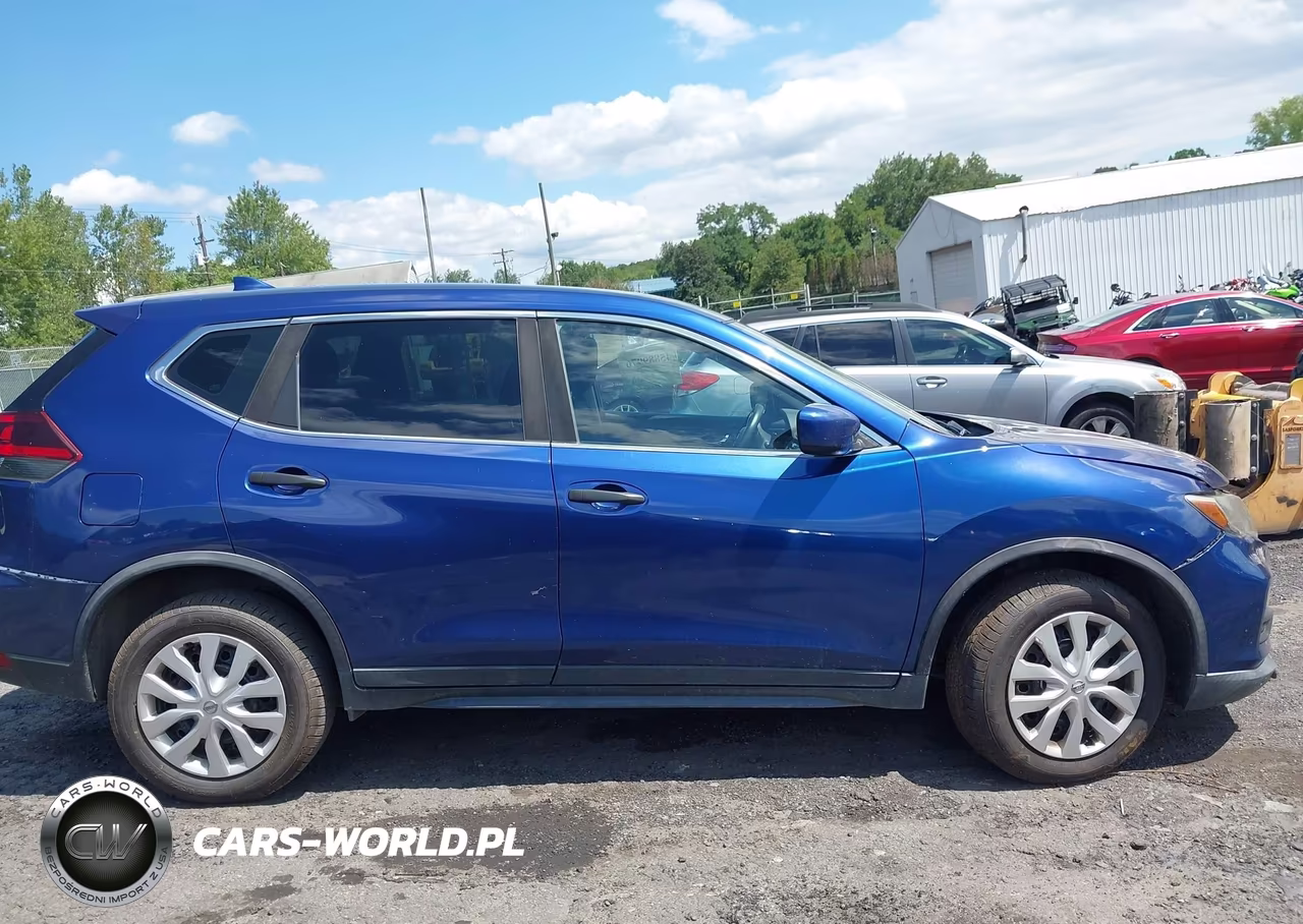 2018 Nissan Rogue S VIN:KNMAT2MV8JP547426 - 13
