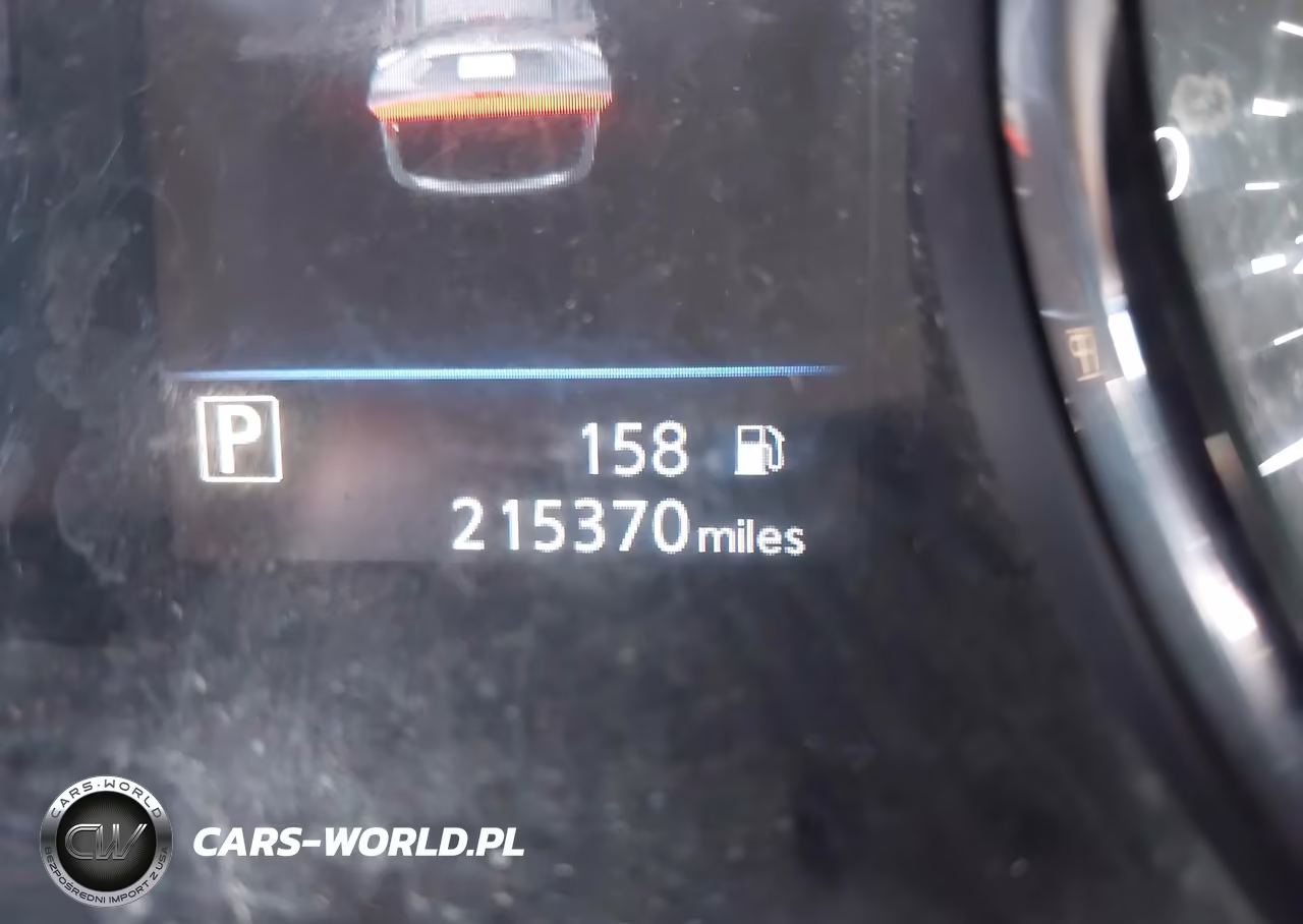 2018 Nissan Rogue S VIN:KNMAT2MV8JP547426 - 15