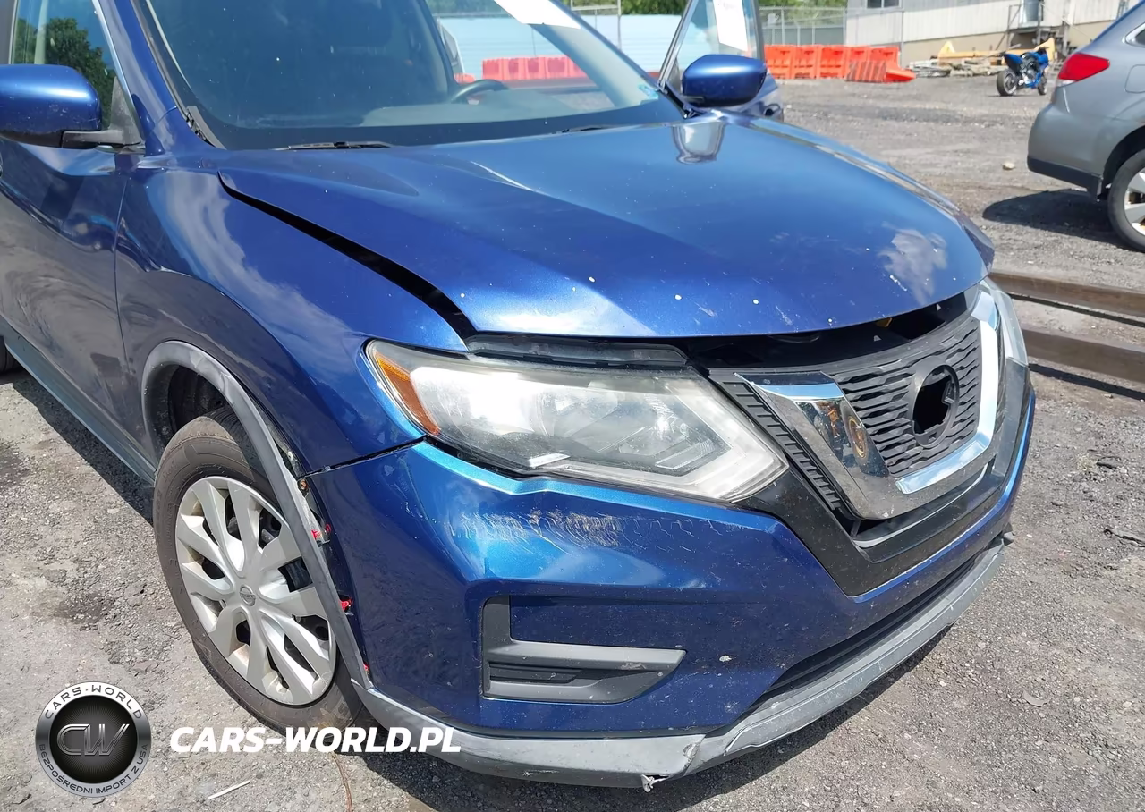 2018 Nissan Rogue S VIN:KNMAT2MV8JP547426 - 6