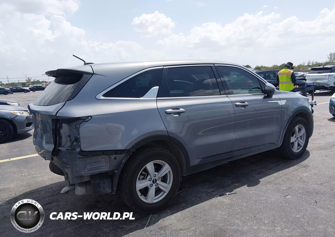 2022 Kia Sorento Lx VIN:5XYRG4LC7NG138961 - 4