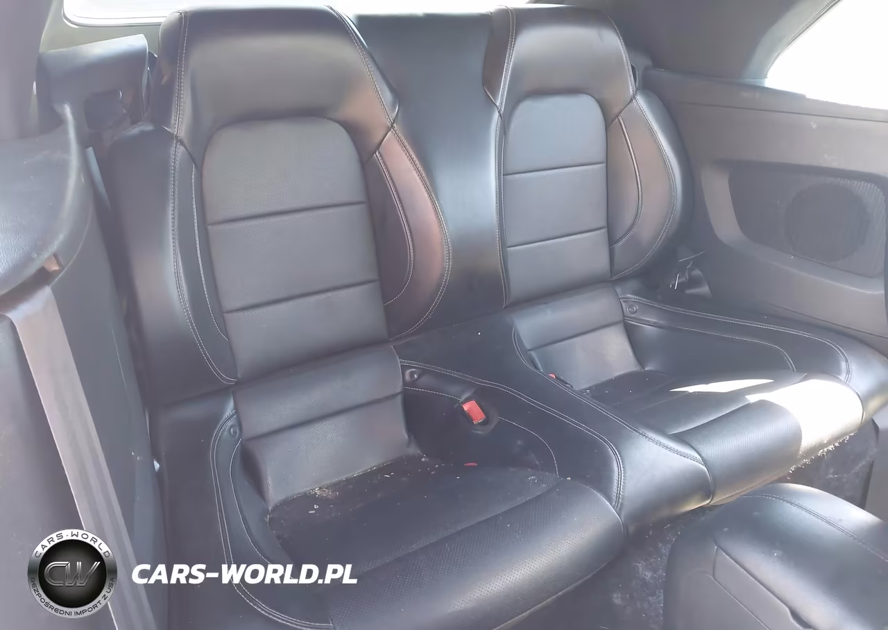 2020 Ford Mustang Ecoboost Premium VIN:1FATP8UH1L5137971 - 8