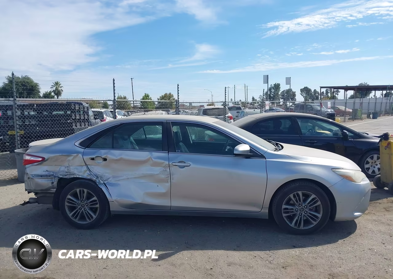 2015 Toyota Camry Se VIN:4T1BF1FK6FU487269 - 14