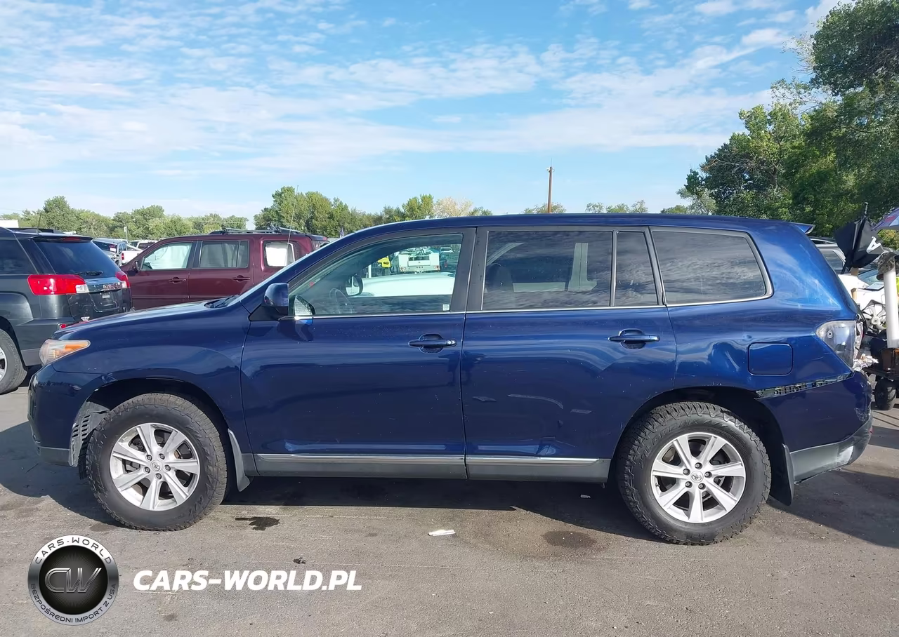 2011 Toyota Highlander Base V6 VIN:5TDBK3EH1BS062347 - 14