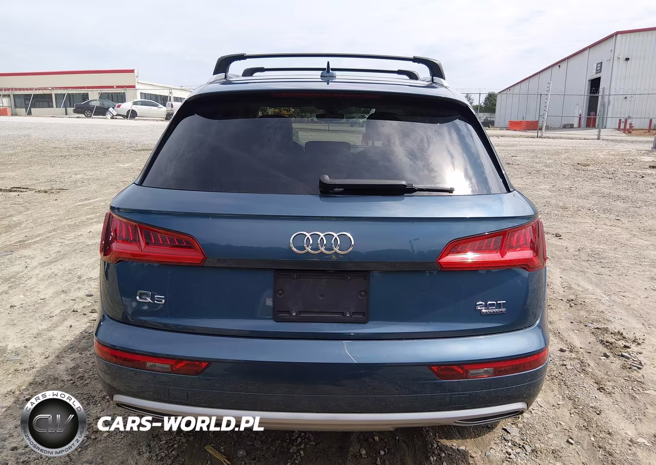 2018 Audi Q5 2.0T Premium VIN:WA1CNAFY2J2044440 - 17