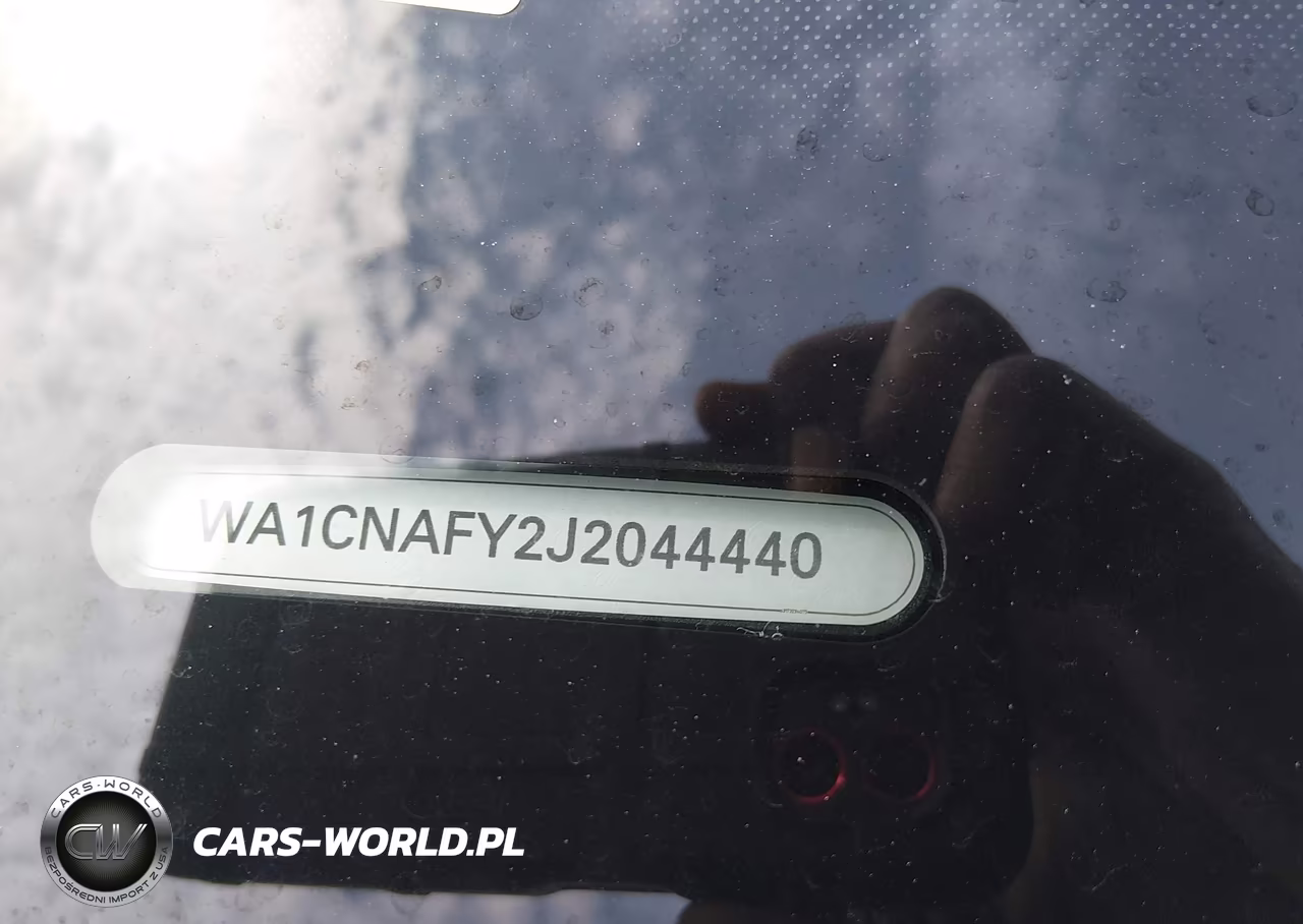 2018 Audi Q5 2.0T Premium VIN:WA1CNAFY2J2044440 - 18