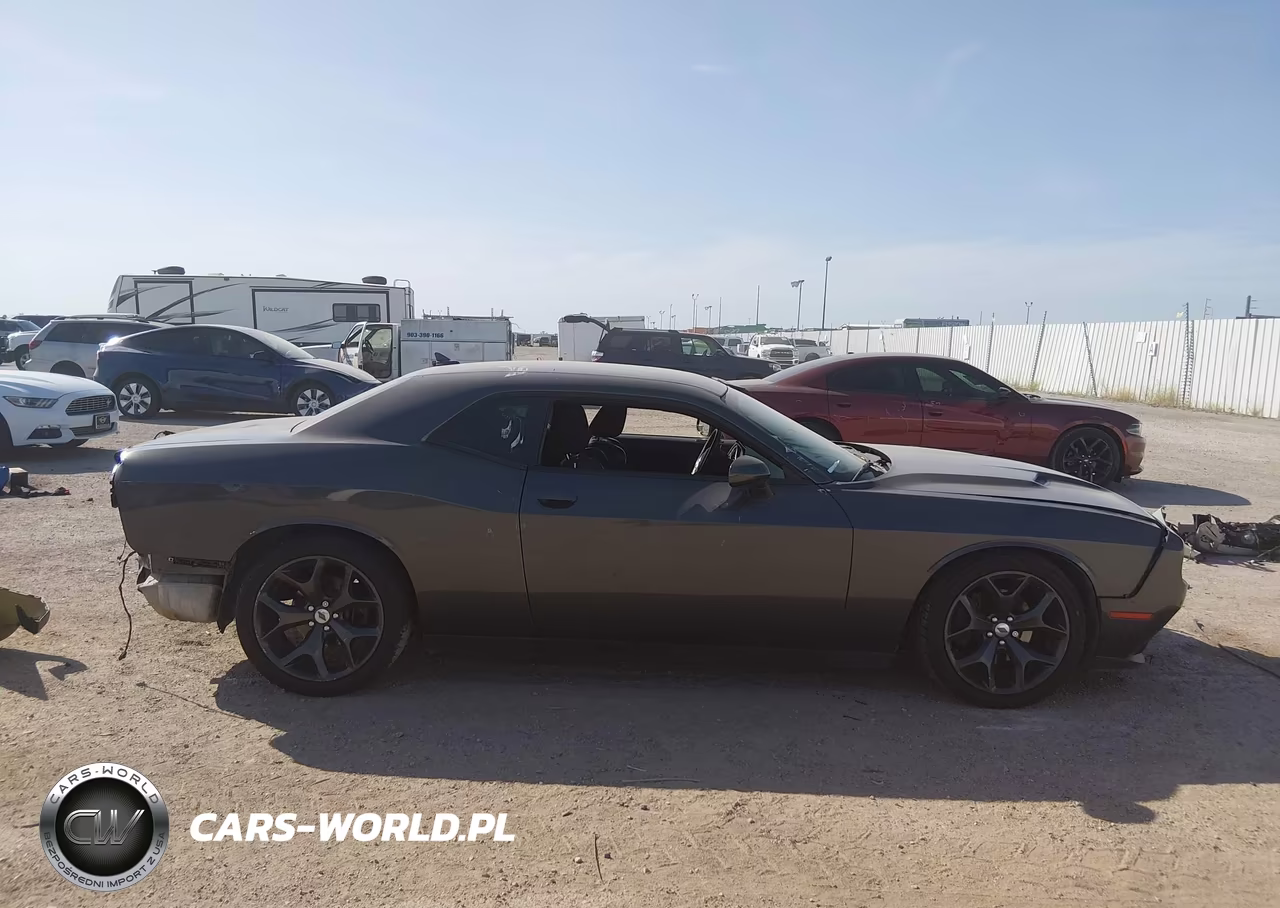 2018 Dodge Challenger Sxt Plus VIN:2C3CDZAG5JH231804 - 14
