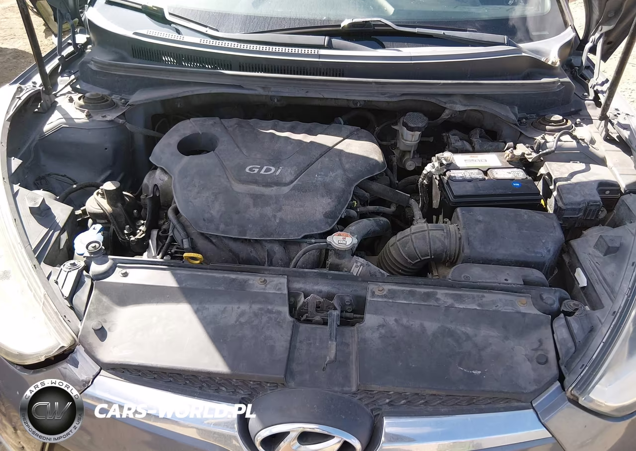 2016 Hyundai Veloster VIN:KMHTC6AD2GU282410 - 10